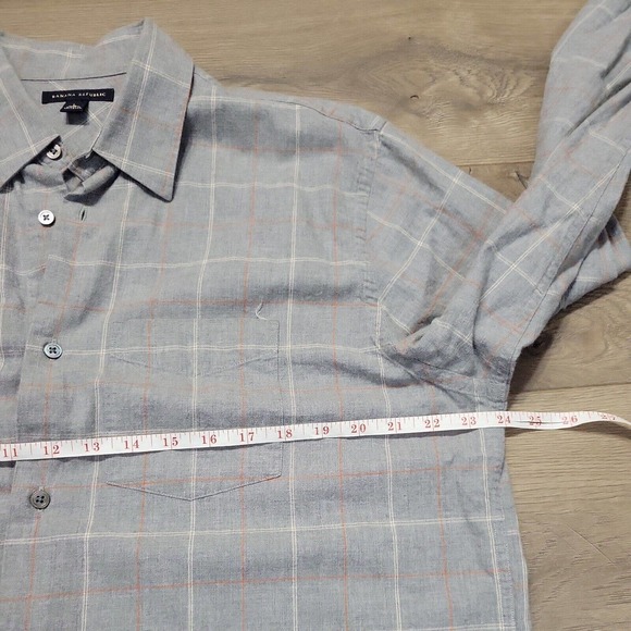 Banana Republic Shirt Mens Large Button Gray Plaid Preppy Classiccore Casual - Picture 3 of 5